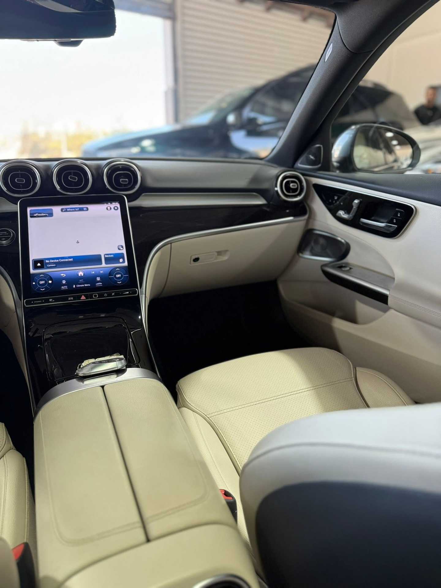 Mercedes Benz C300 2024