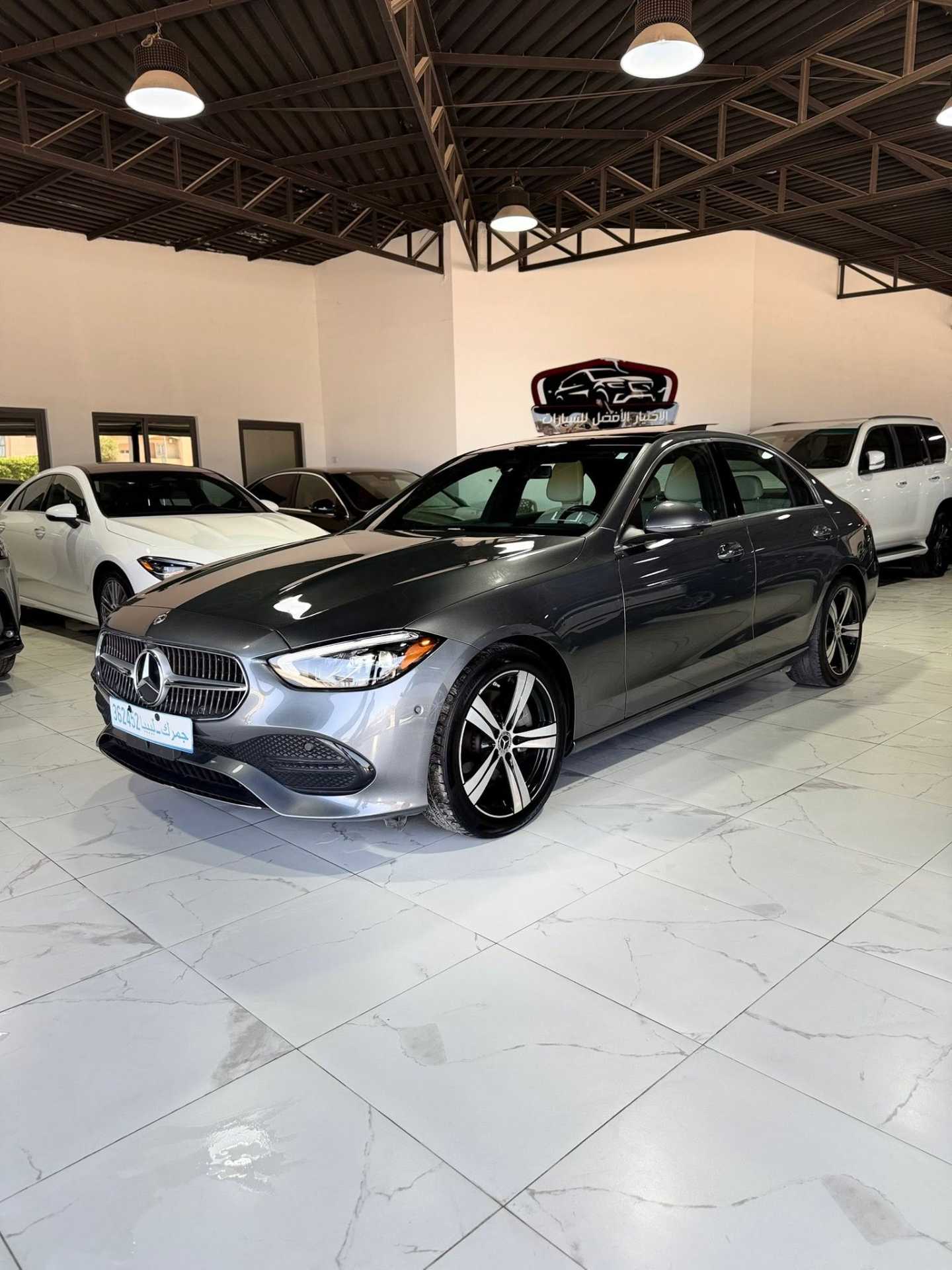 Mercedes Benz C300 2024