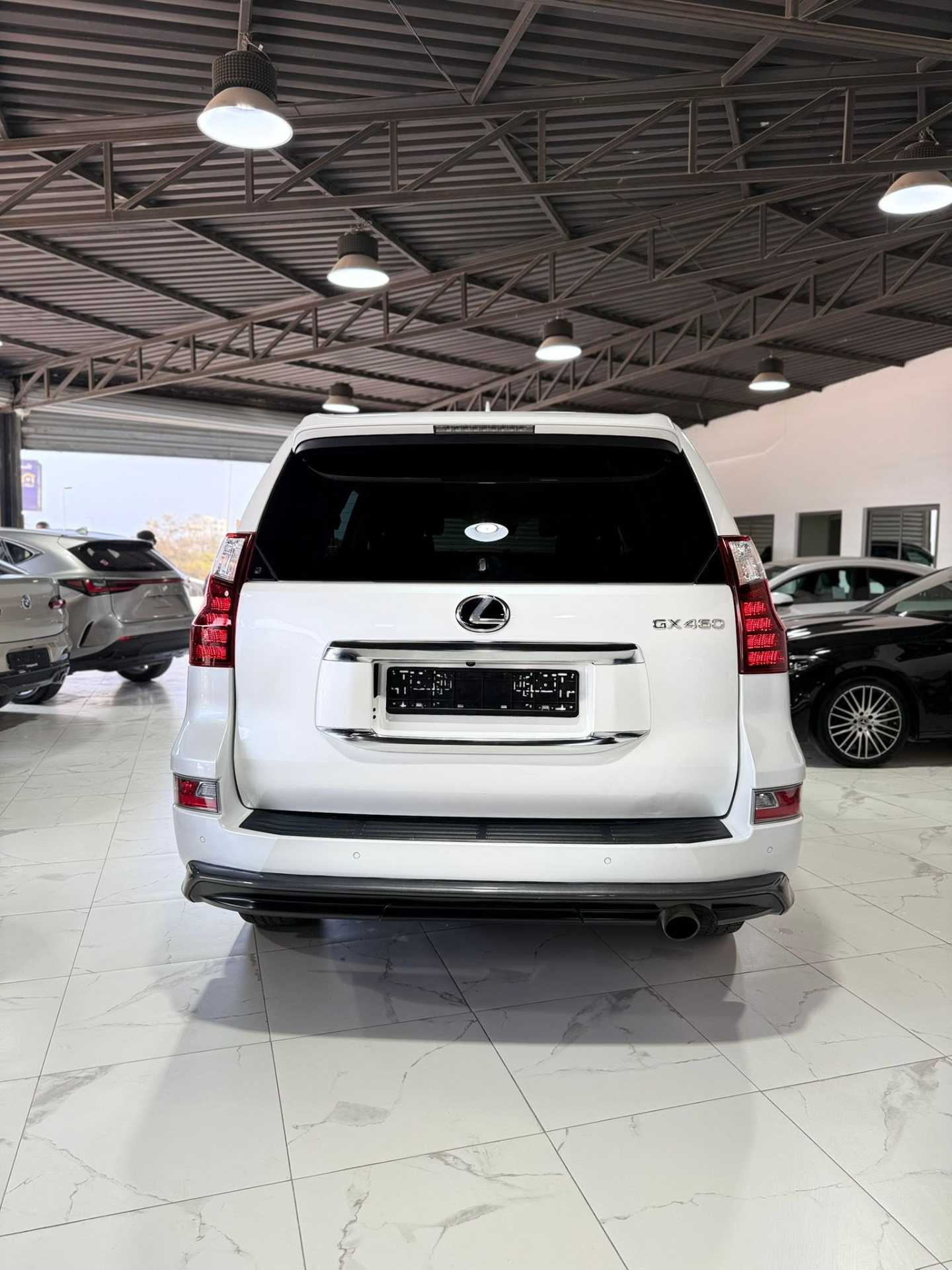 Lexus GX460 2023