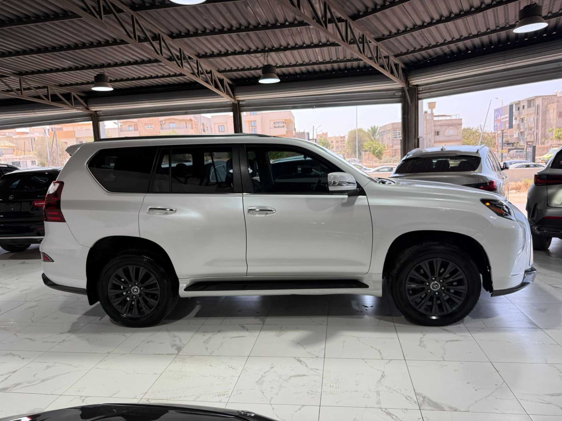 Lexus GX460 2023