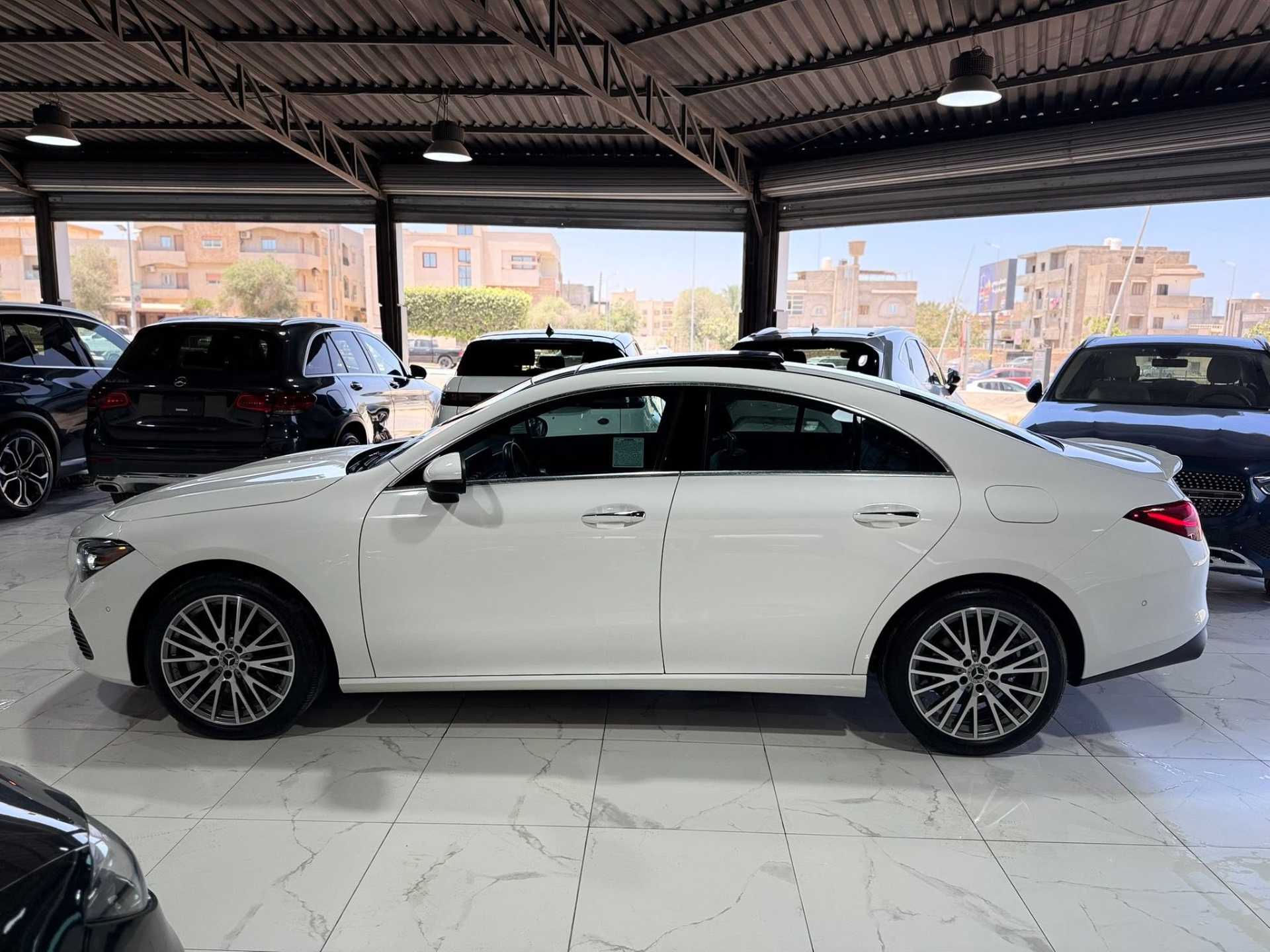 Mercedes Benz CLA250 2025