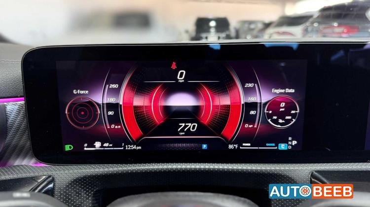 Mercedes Benz CLA250 2025