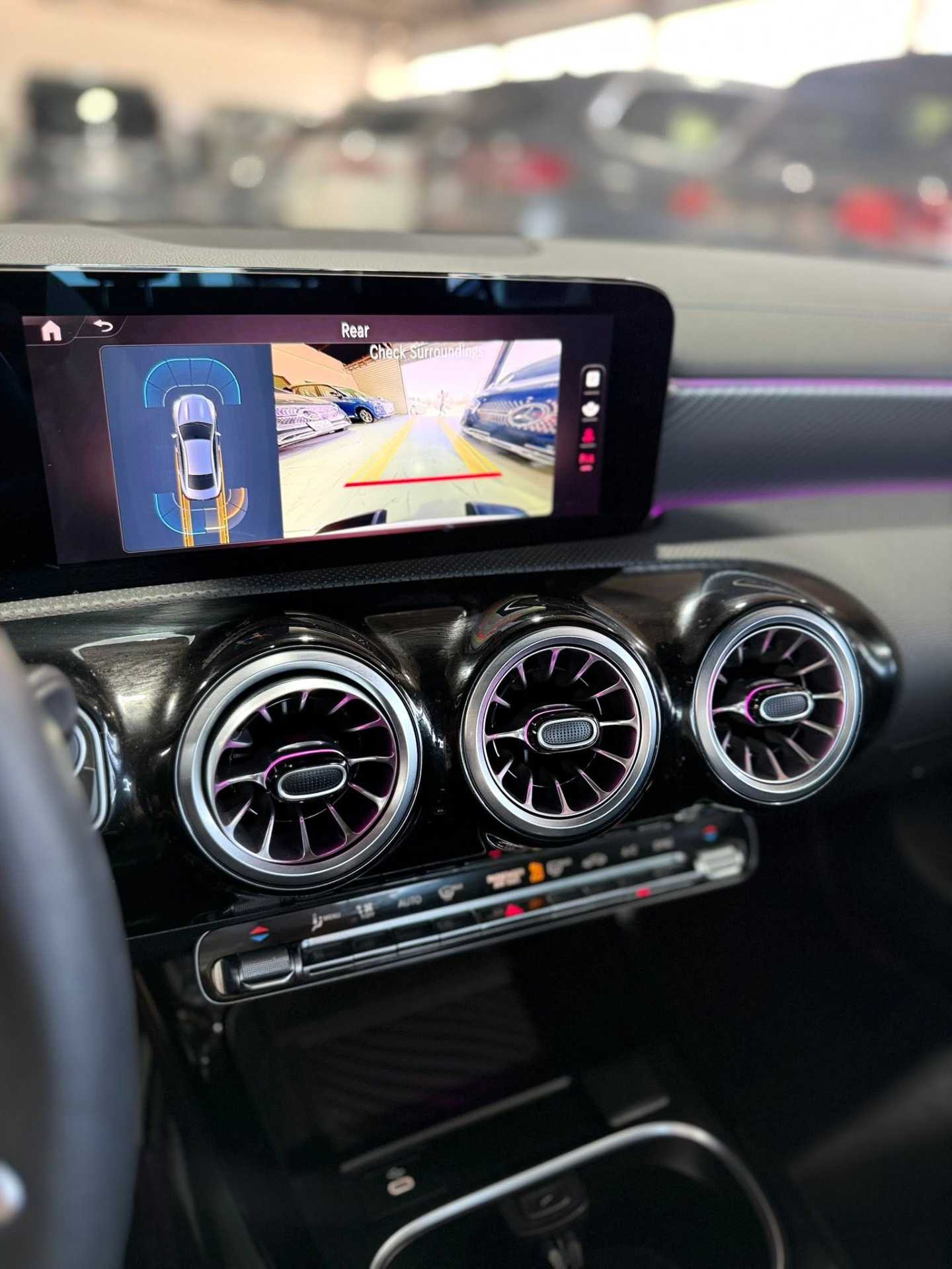 Mercedes Benz CLA250 2025