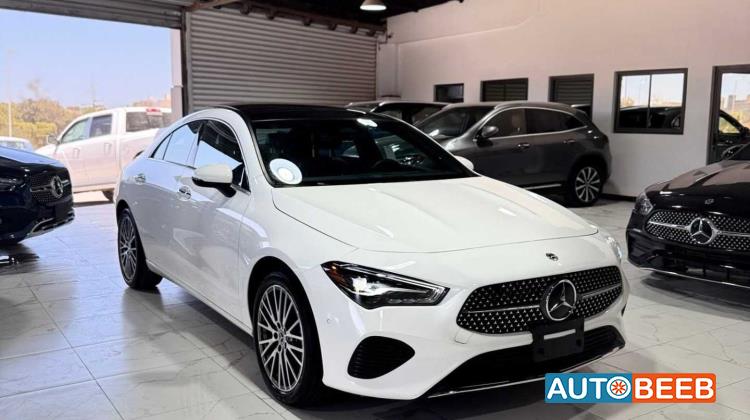Mercedes Benz CLA250 2025