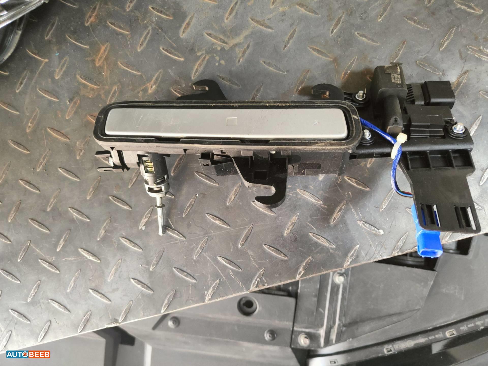 Body  Door Handle  Hyundai Ioniq 5