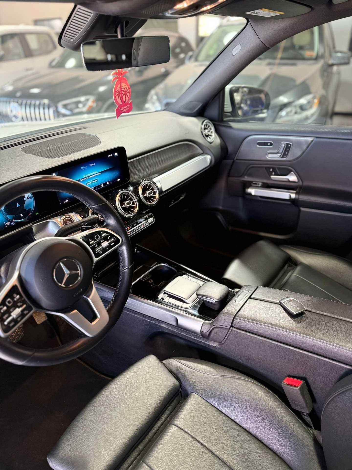 Mercedes Benz GLB250 2021
