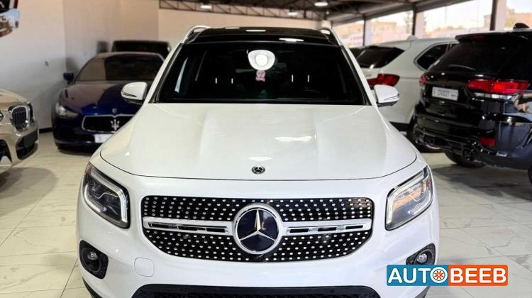 Mercedes Benz GLB250 2021