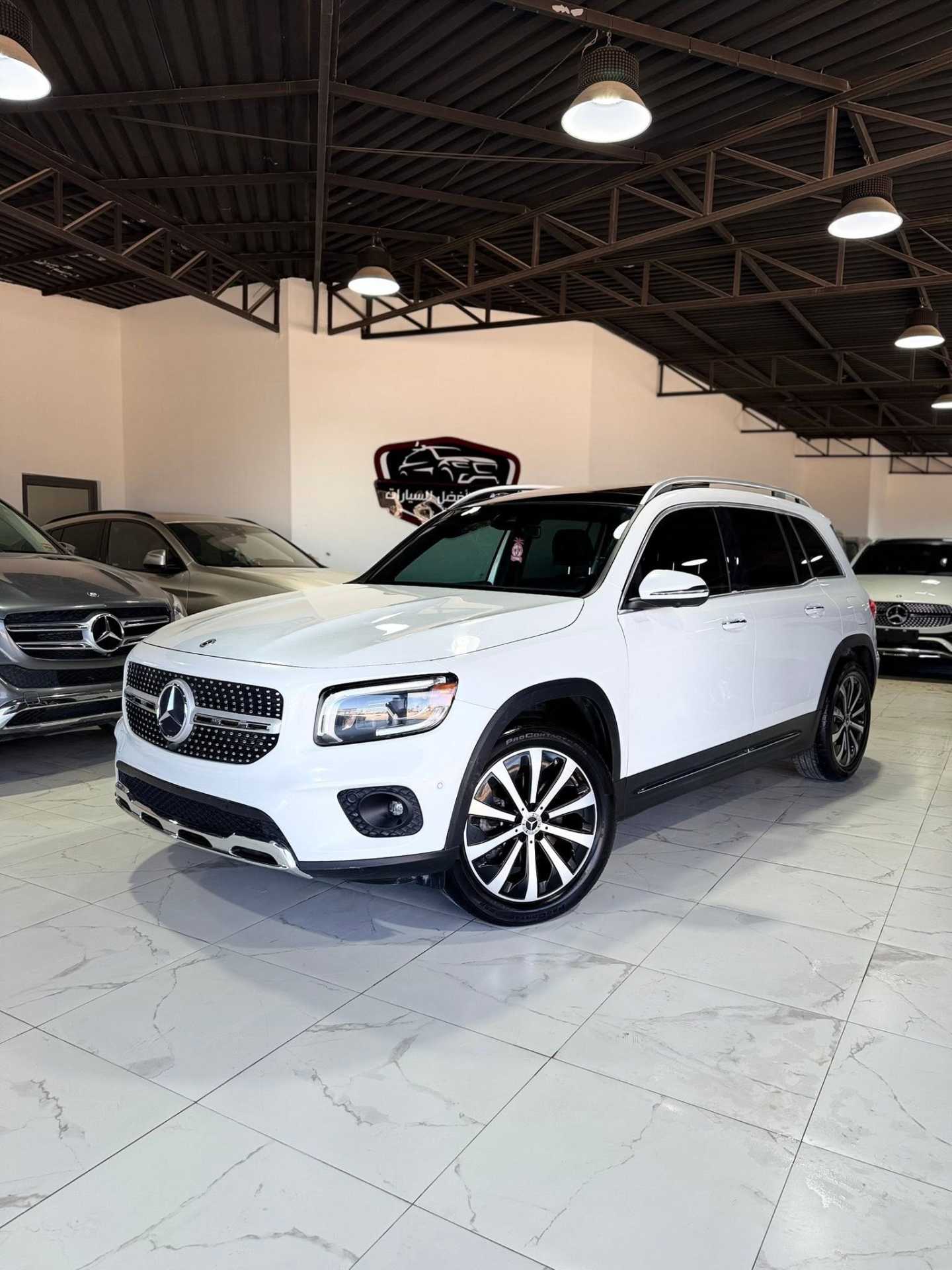 Mercedes Benz GLB250 2021