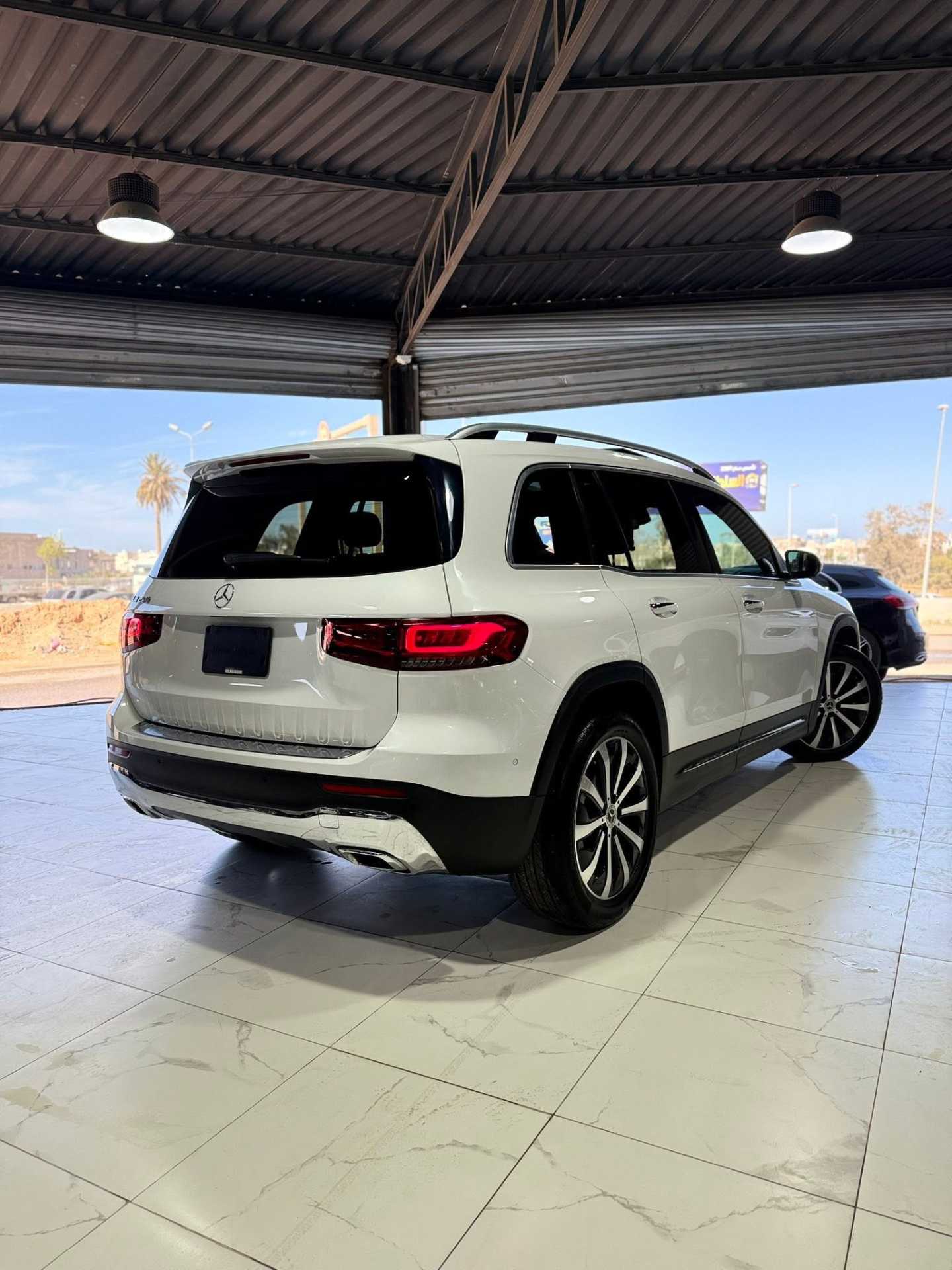 Mercedes Benz GLB250 2021