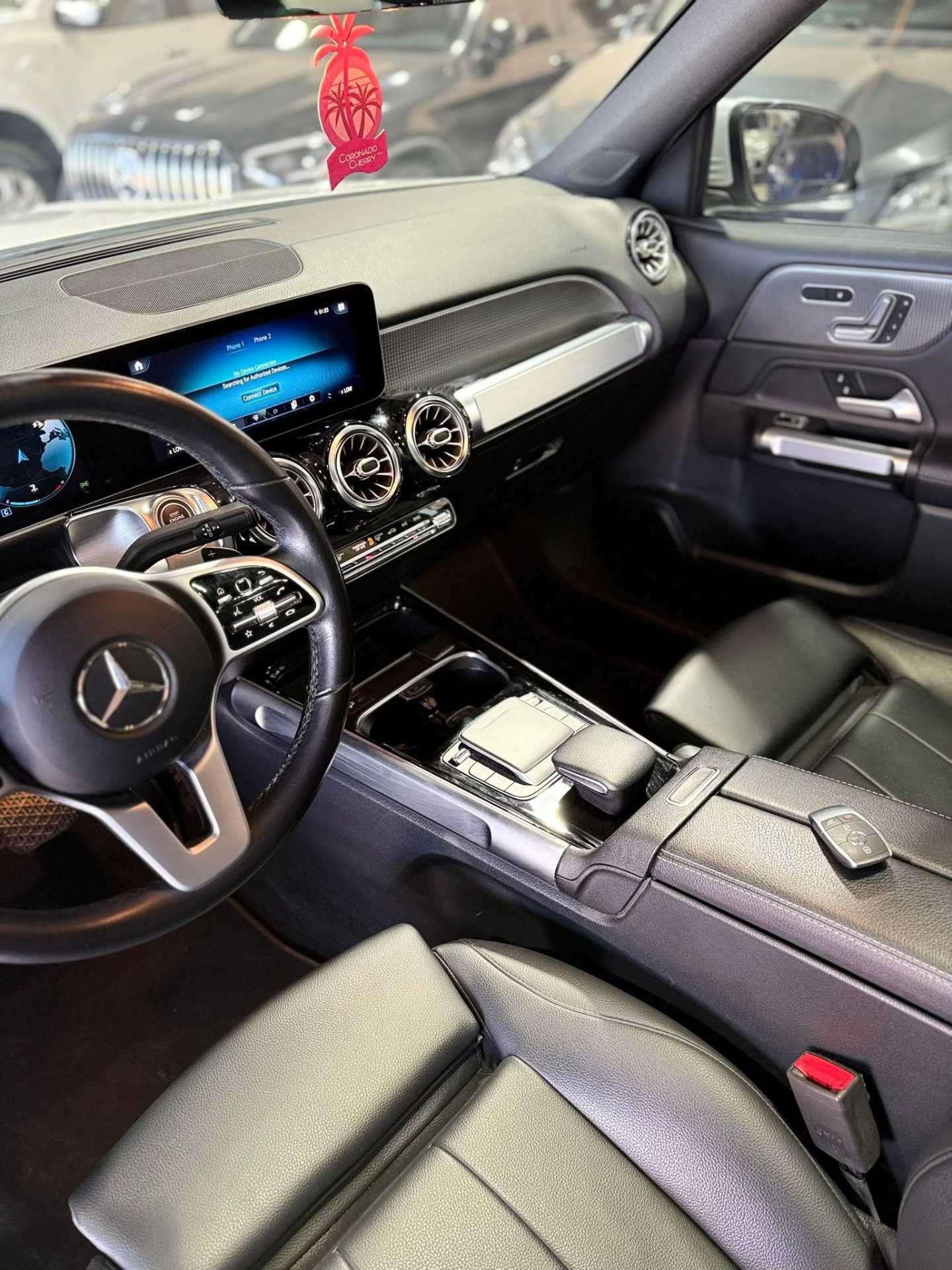 Mercedes Benz GLB250 2021