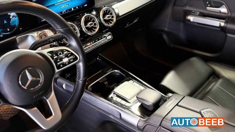 Mercedes Benz GLB250 2021