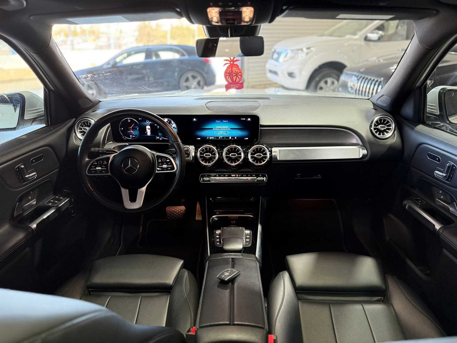 Mercedes Benz GLB250 2021