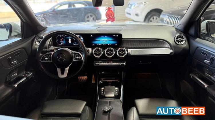 Mercedes Benz GLB250 2021