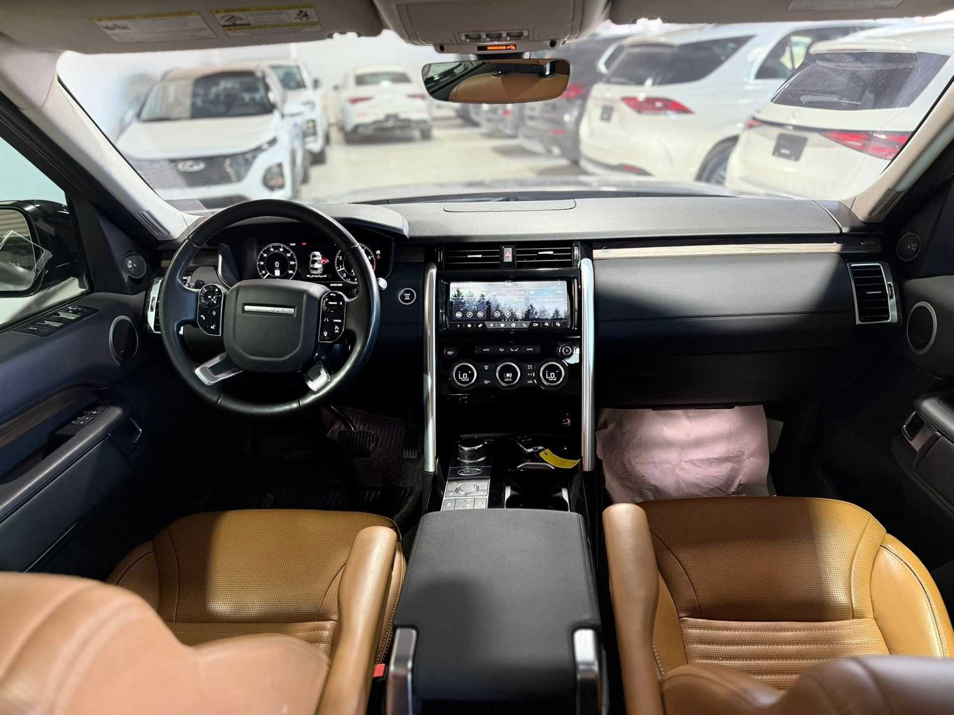 Land Rover Discovery 2020