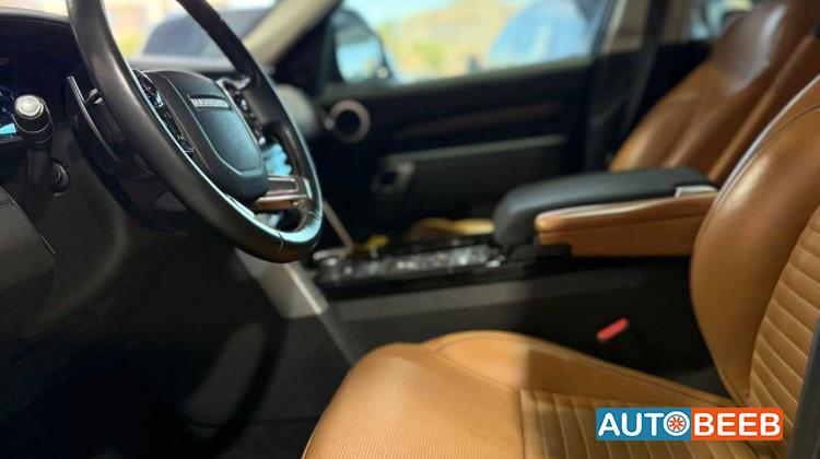 Land Rover Discovery 2020