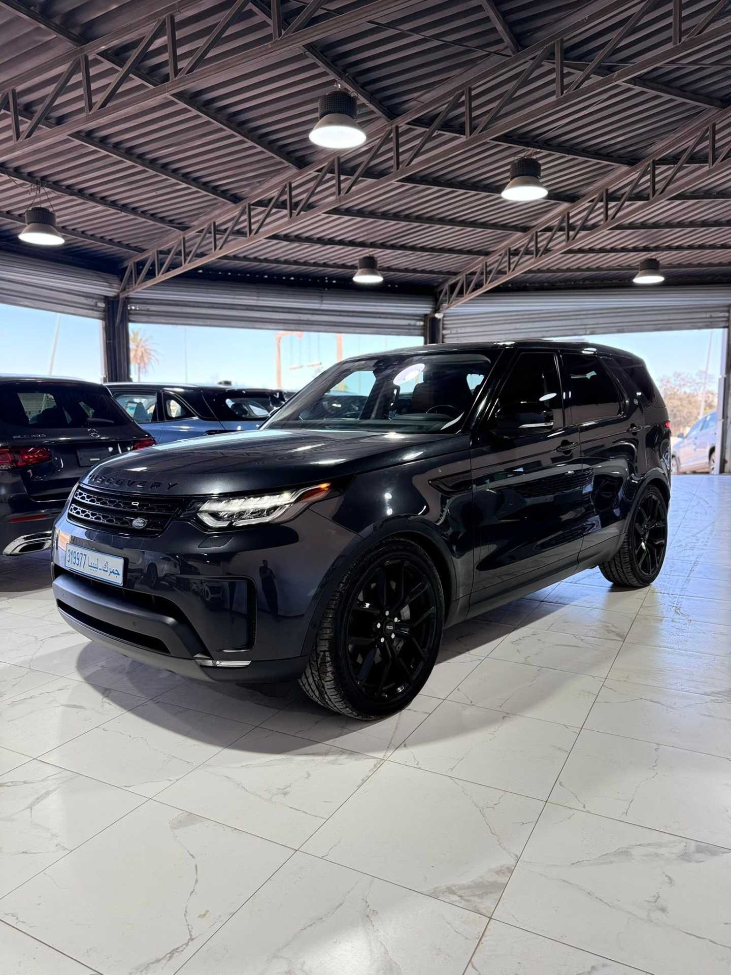 Land Rover Discovery 2020
