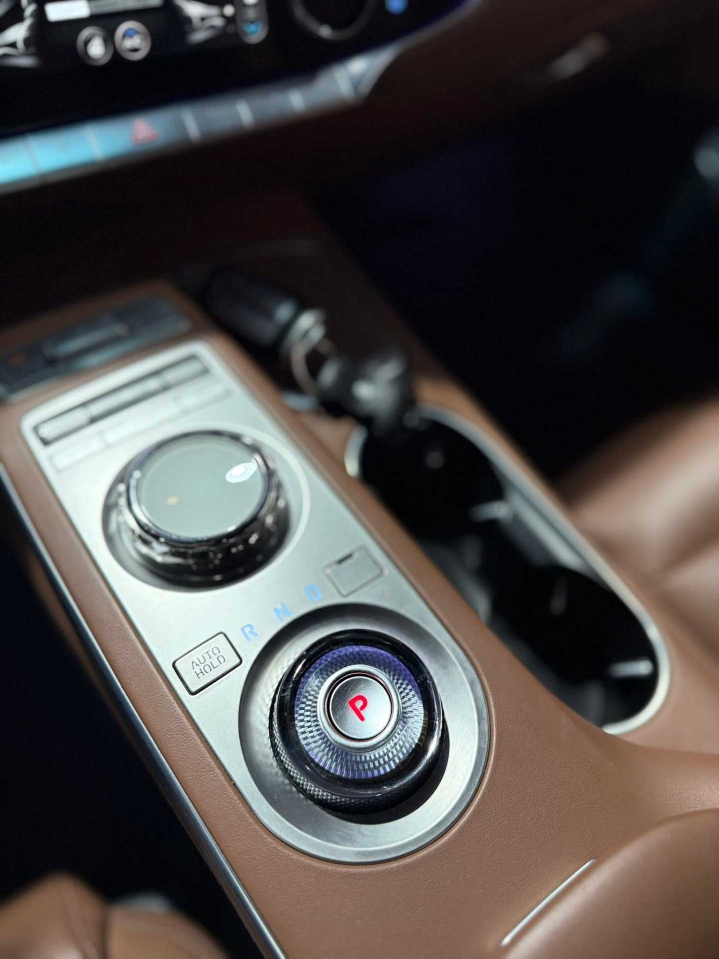 Genesis GV70 2022