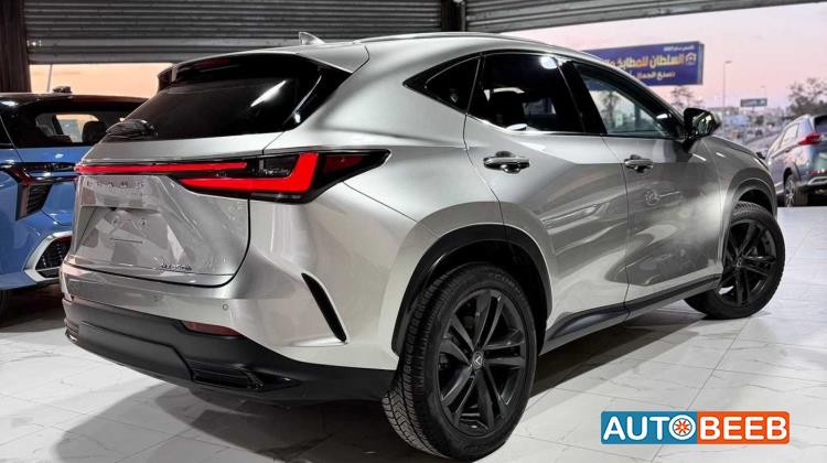 لكزس NX350 2025