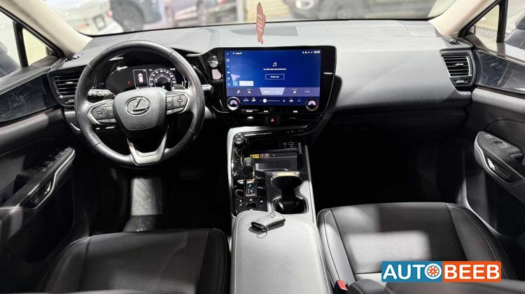 لكزس NX350 2025
