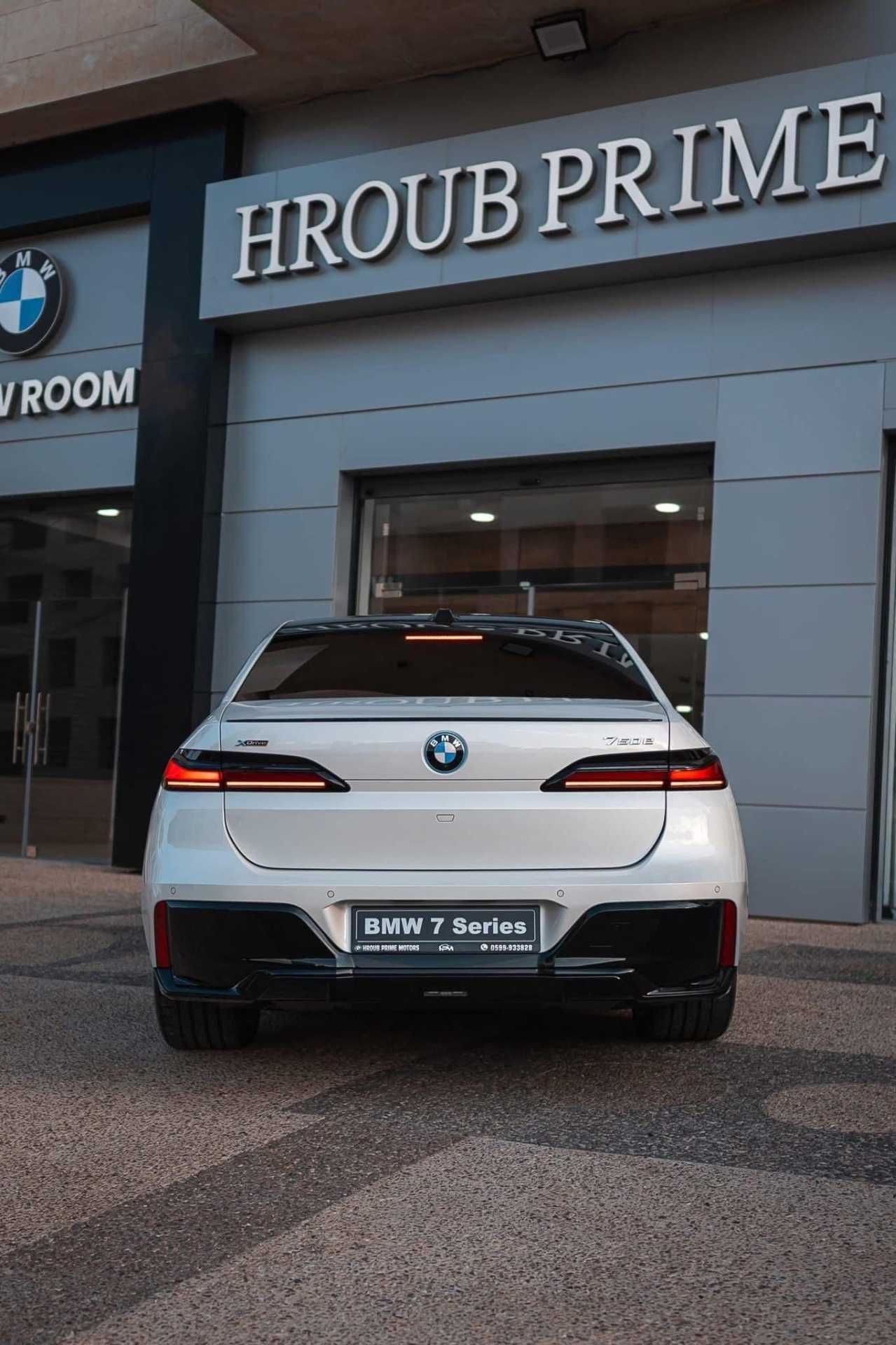 BMW 750e xDrive 2024