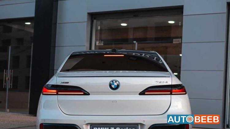 BMW 750e xDrive 2024