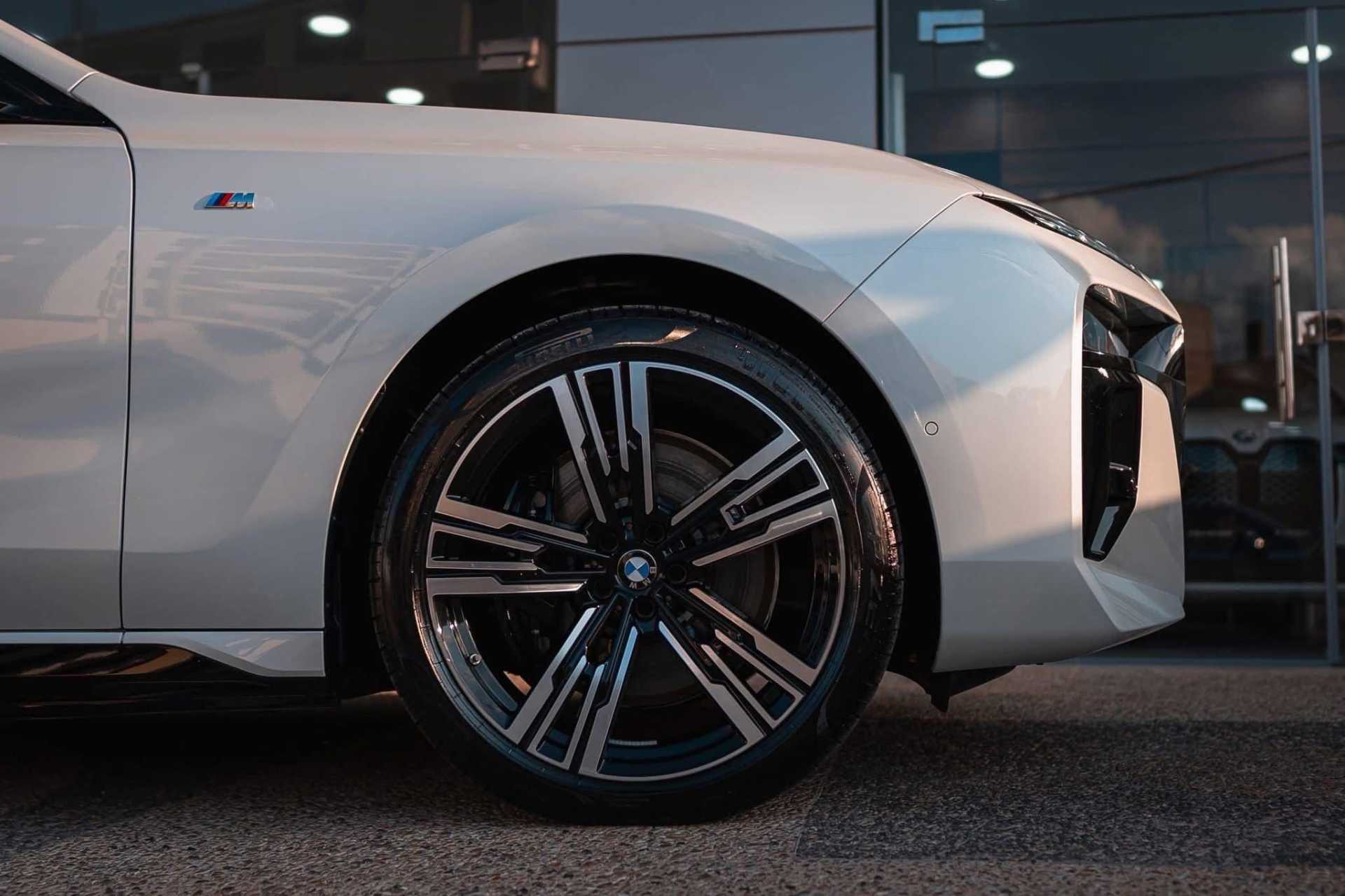 BMW 750e xDrive 2024