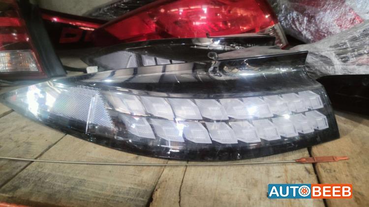 ضوء خلفي يمين شمال هيونداي ايونيك 6 2023 2024