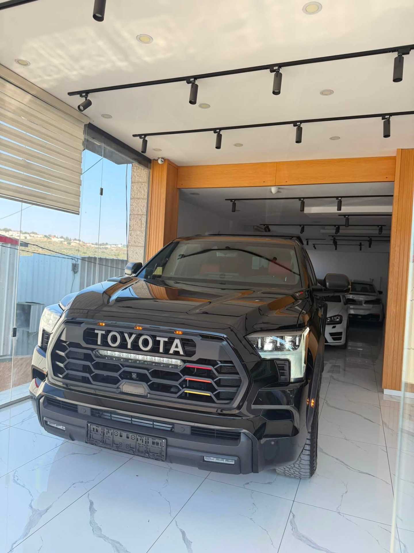 Toyota Sequoia 2024