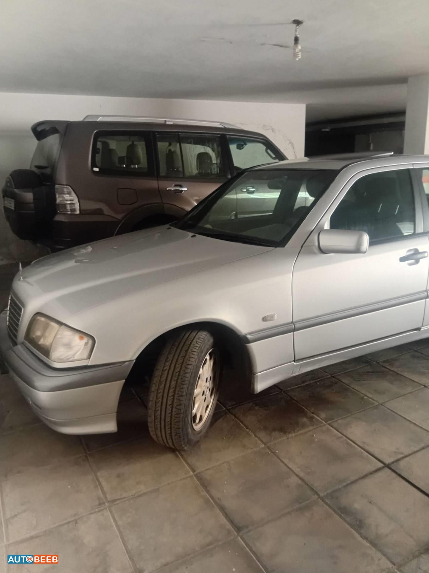 Mercedes Benz C200 1998
