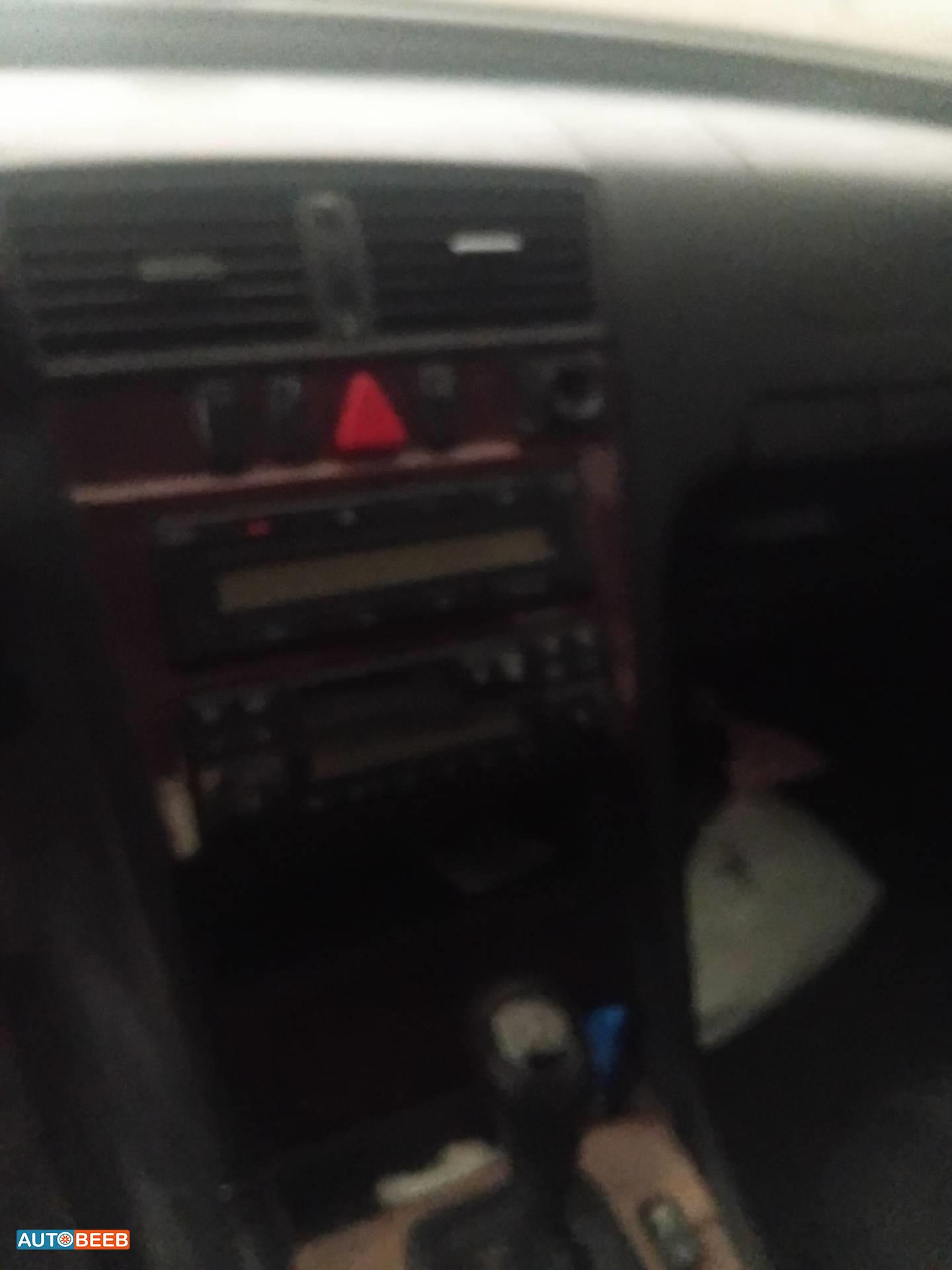 Mercedes Benz C200 1998