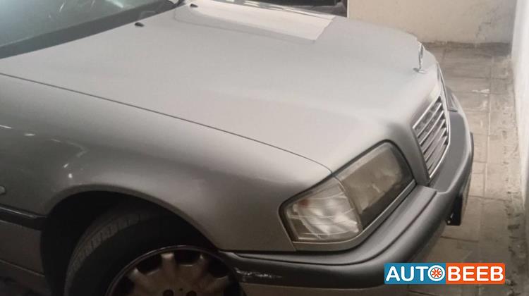 Mercedes Benz C200 1998