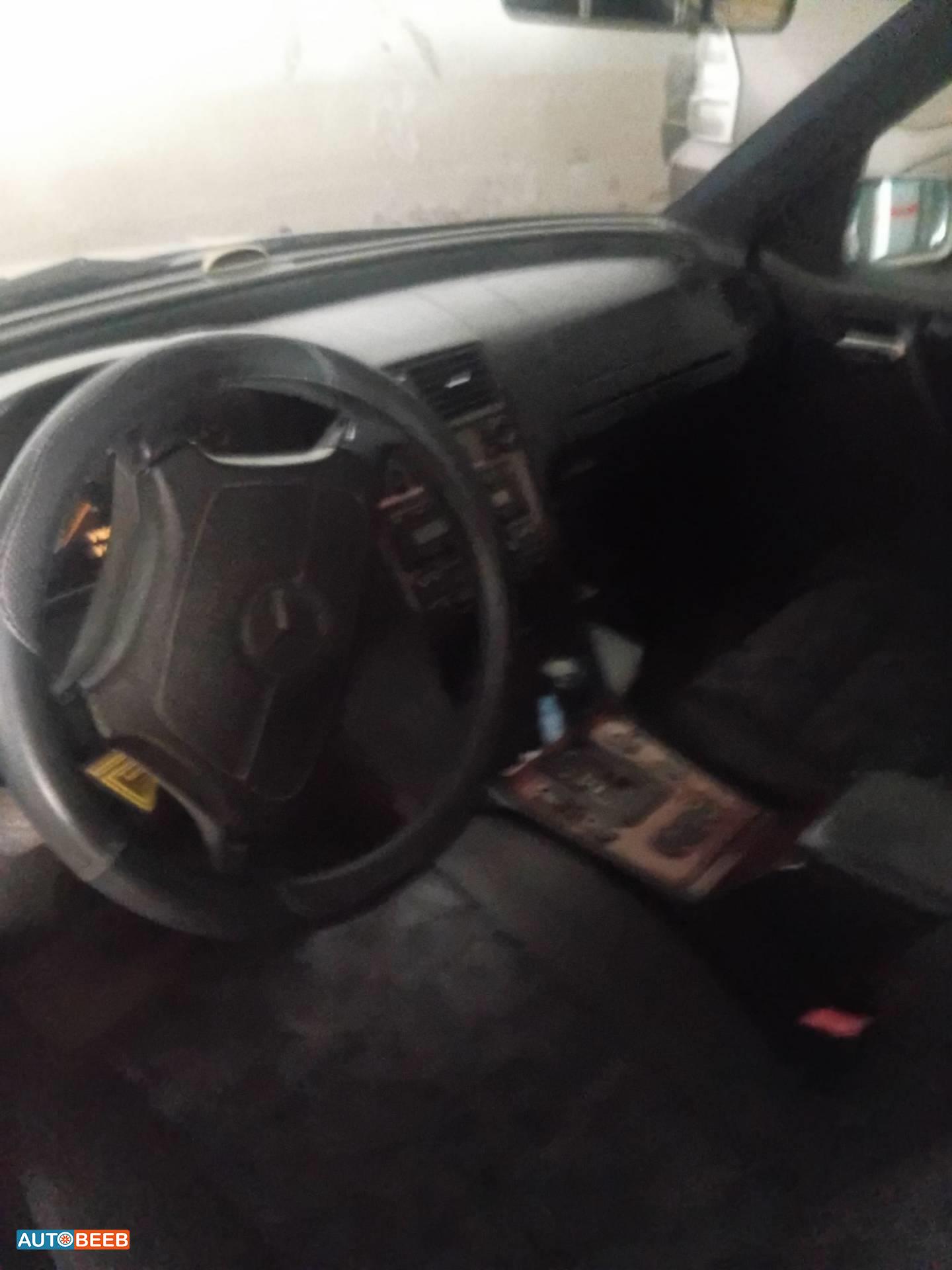 Mercedes Benz C200 1998