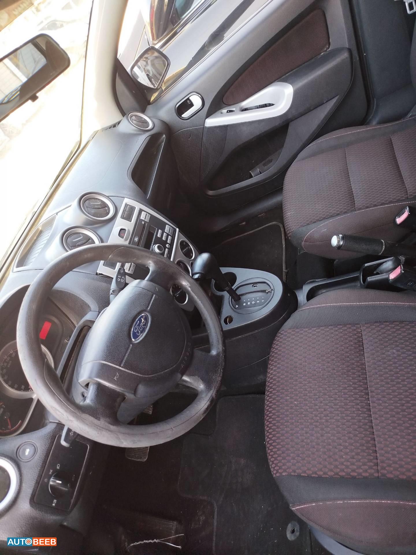 Ford Figo 2012