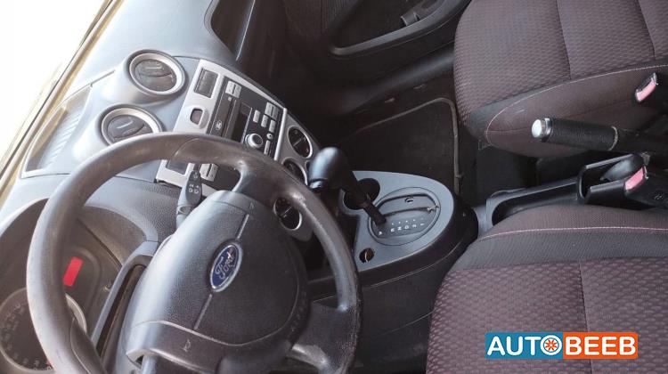 Ford Figo 2012