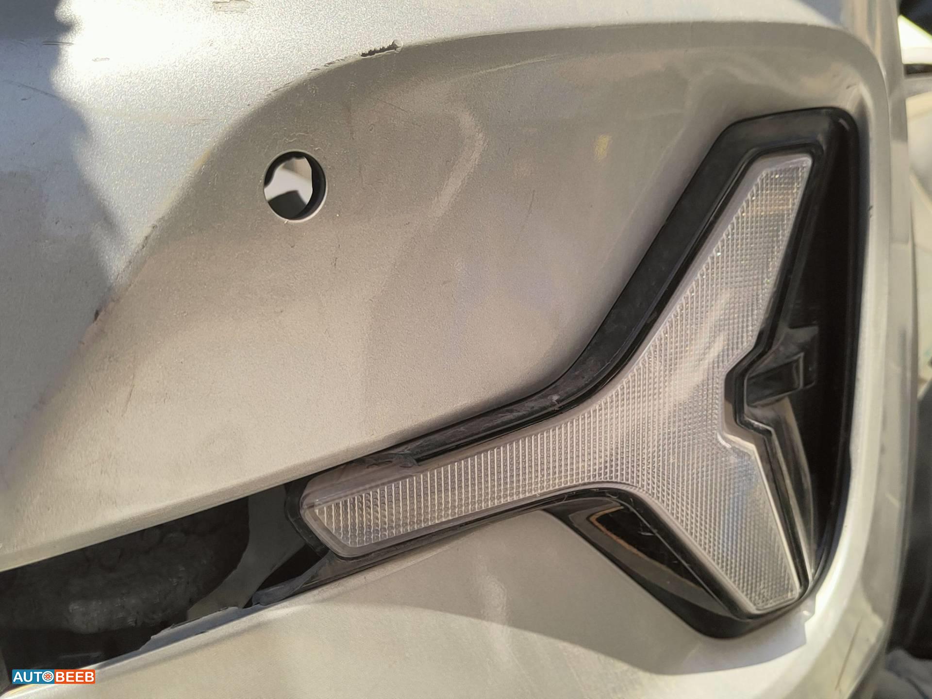 Lights Spotlight KIA Niro