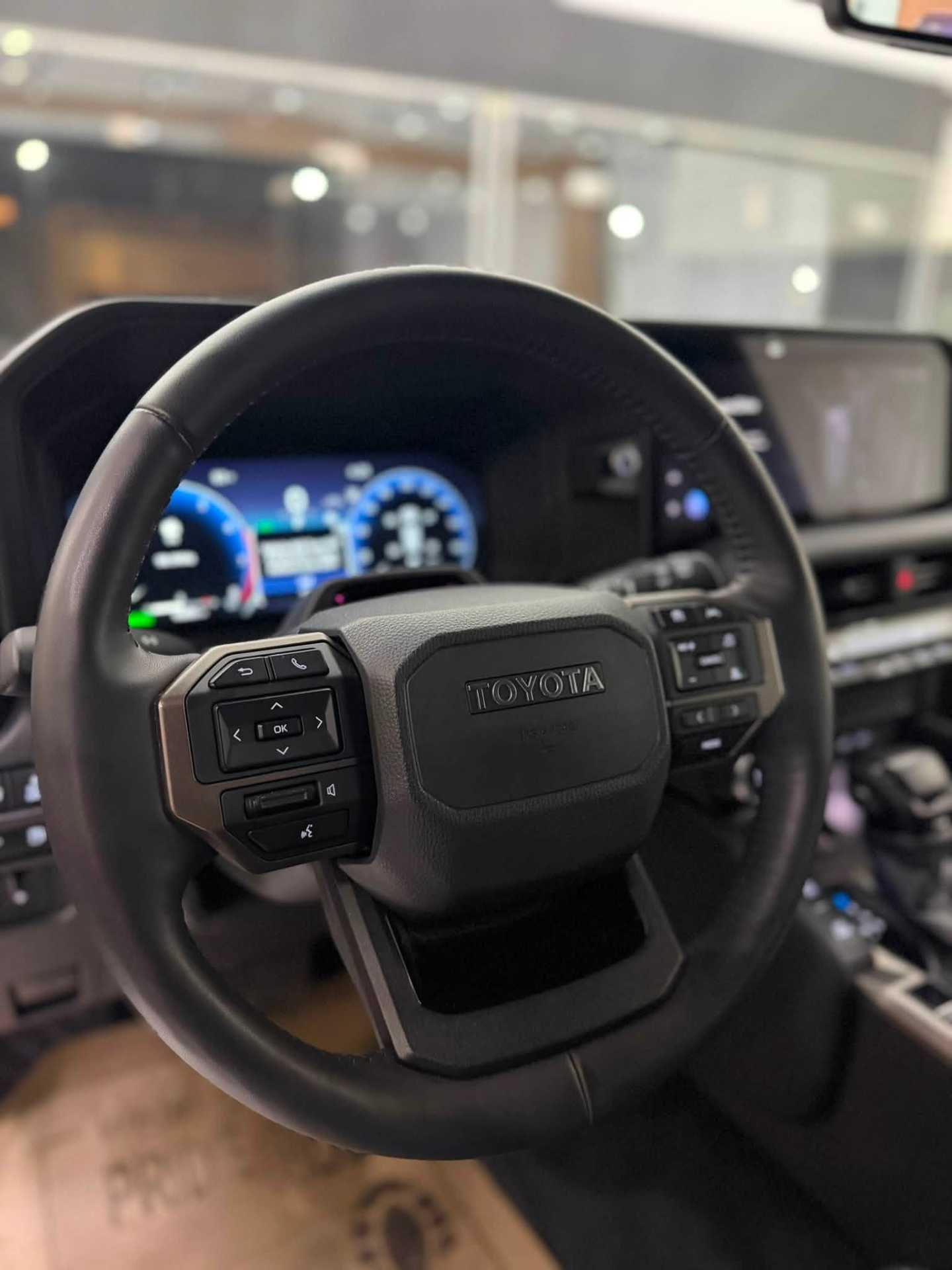 Toyota Prado 2025