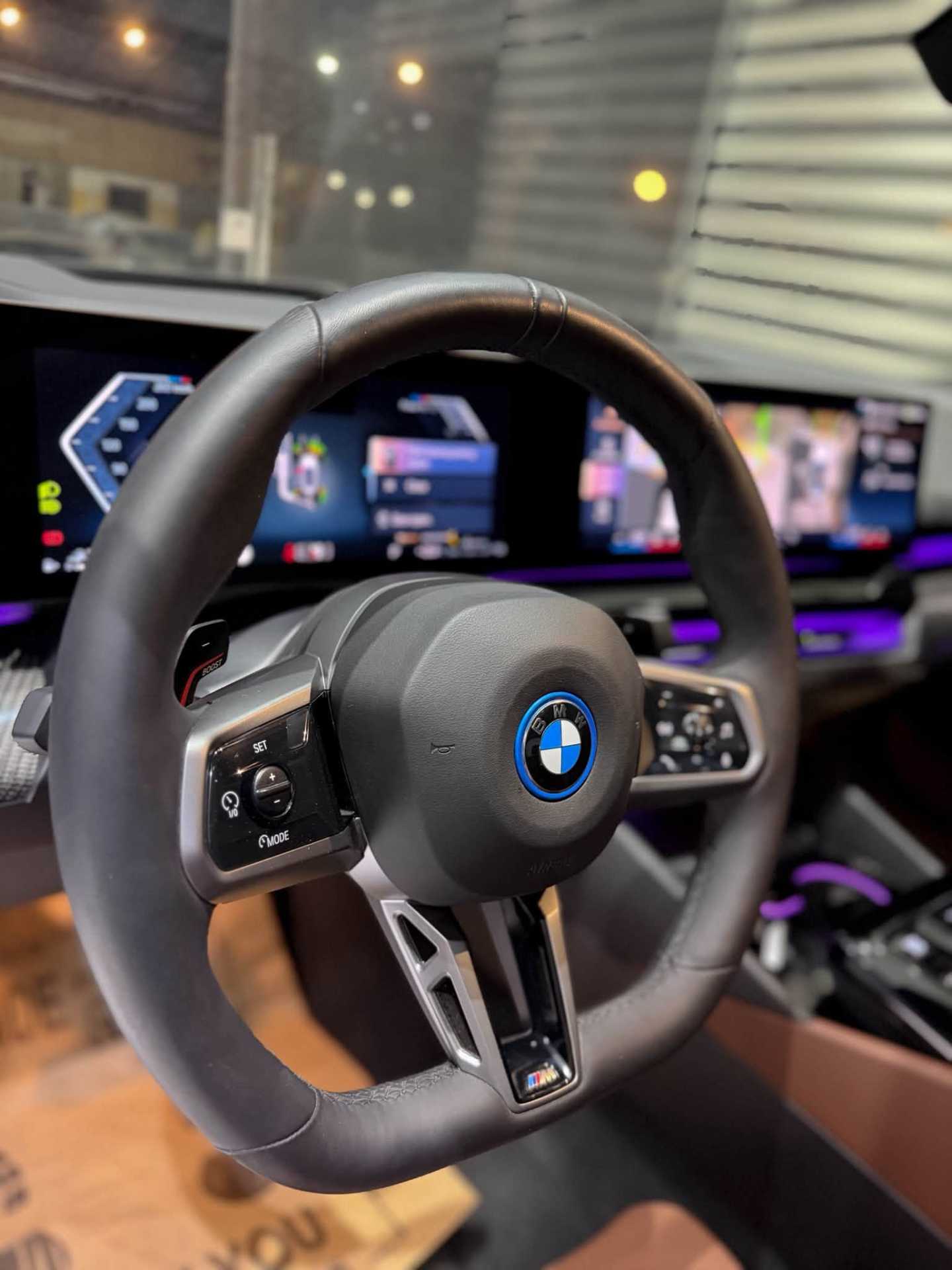 بي ام دبليو 530e 2025