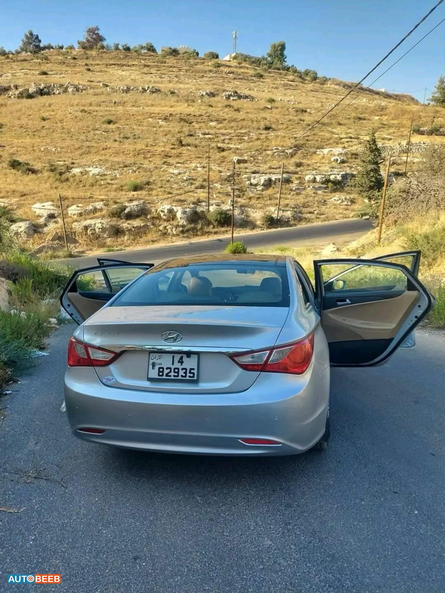 Hyundai Sonata 2011