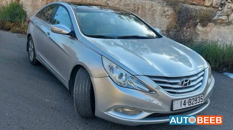 Hyundai Sonata 2011