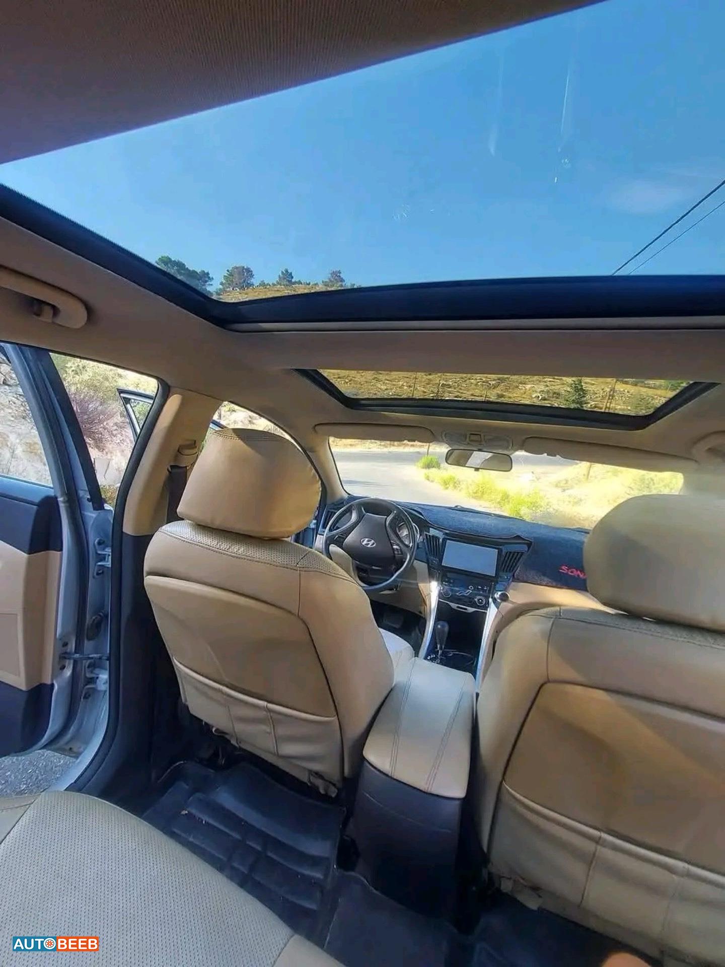 Hyundai Sonata 2011