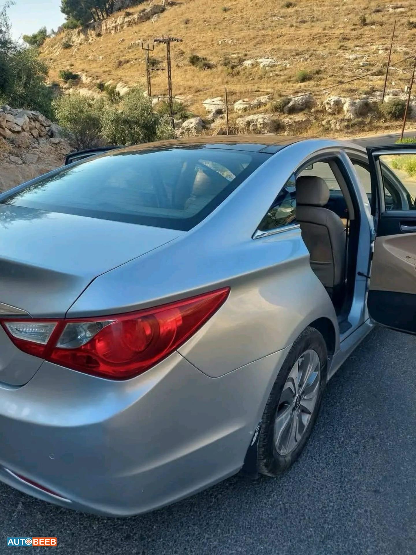 Hyundai Sonata 2011