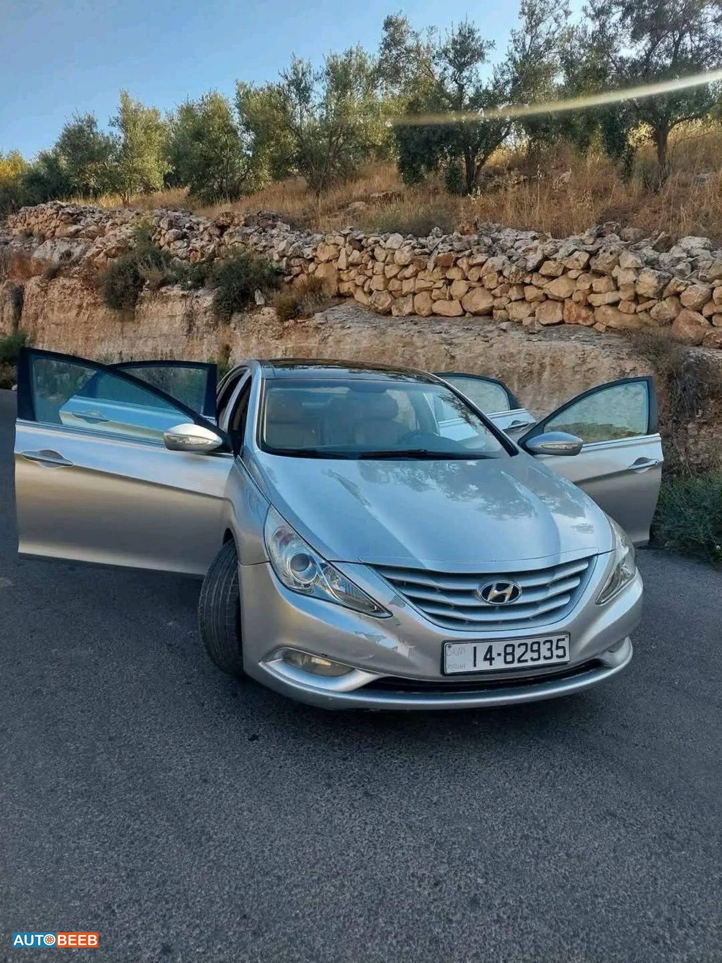 Hyundai Sonata 2011