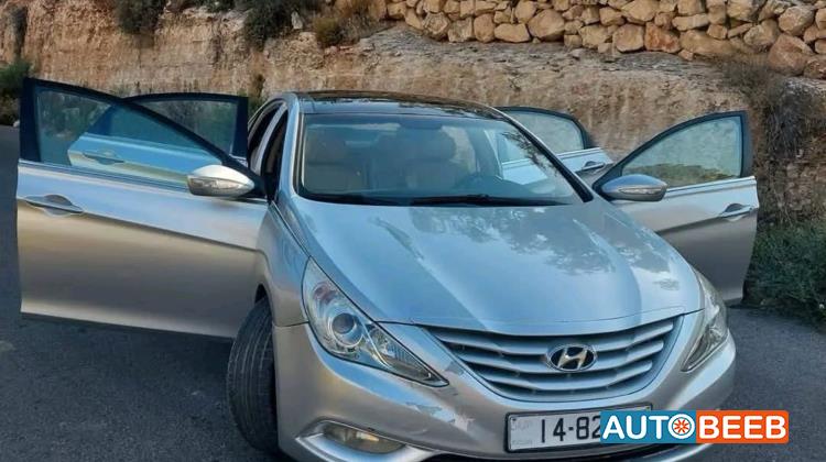 Hyundai Sonata 2011