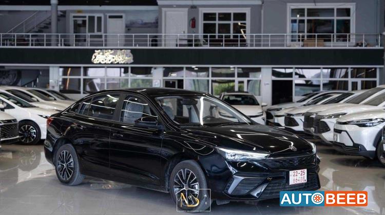 MG MG5 2025