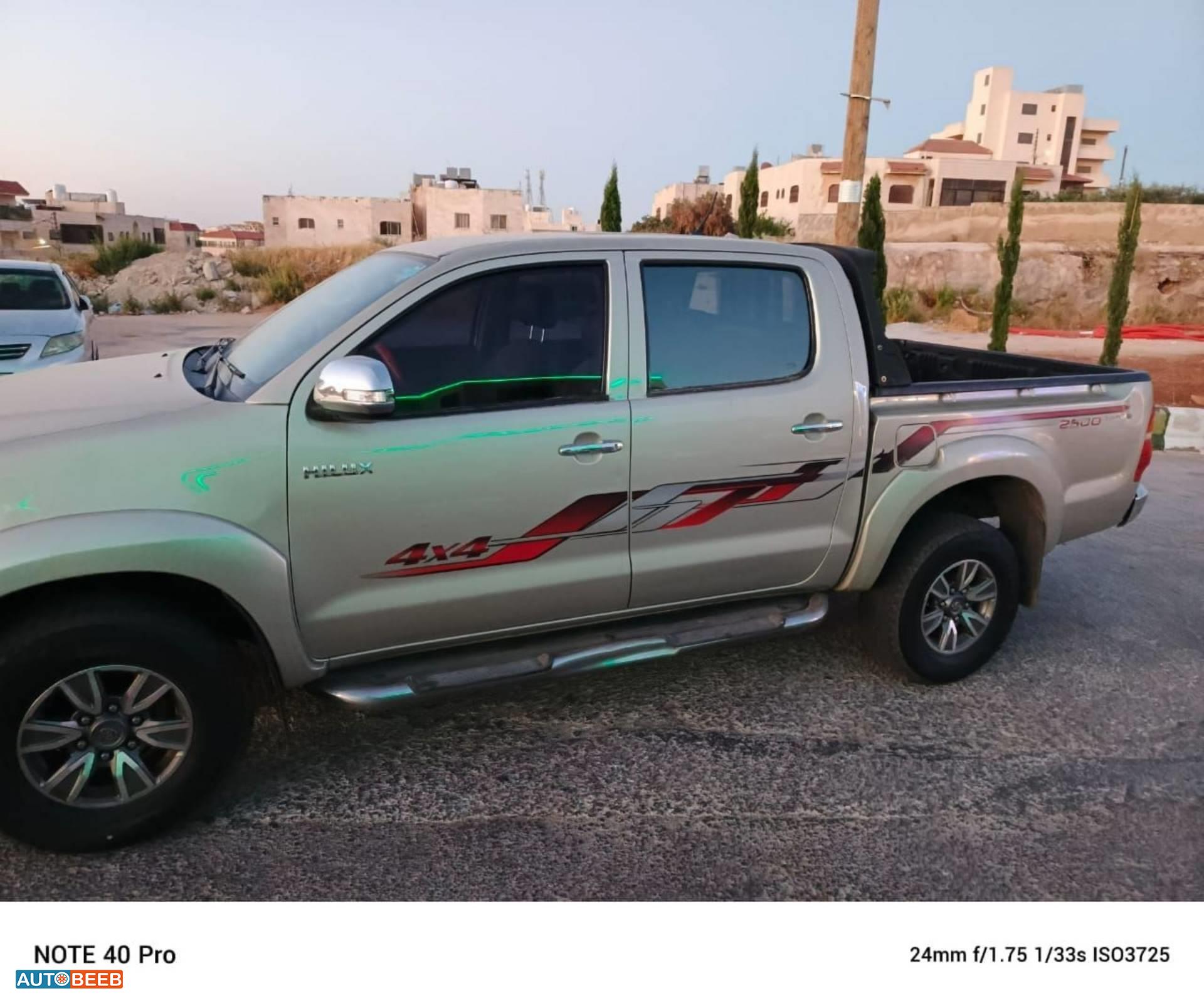 Toyota Hilux 2012