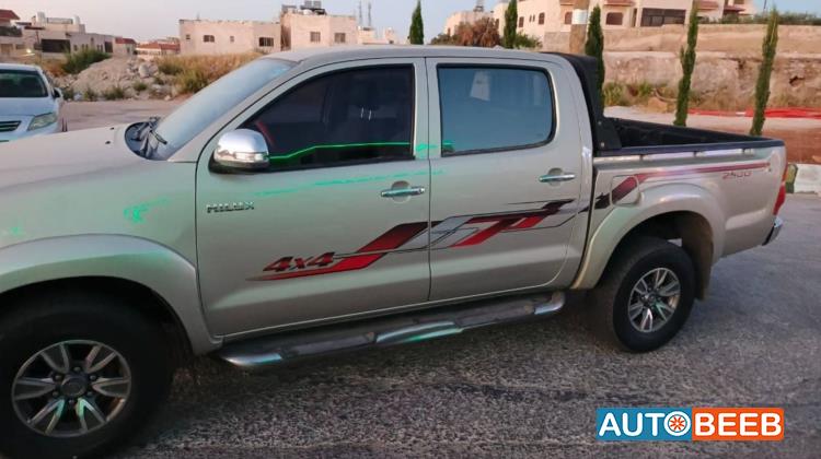 Toyota Hilux 2012