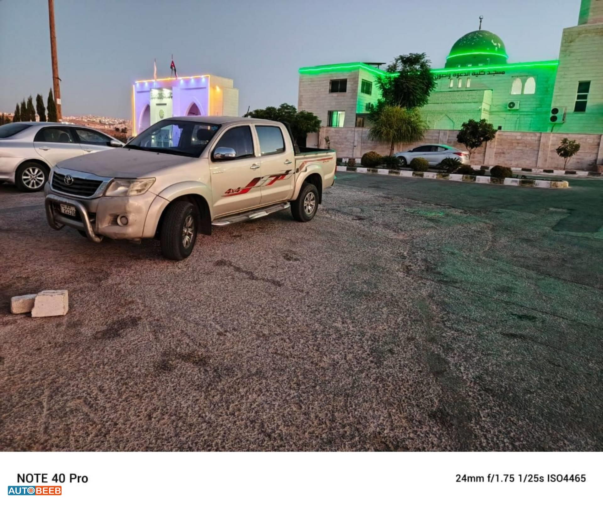 Toyota Hilux 2012