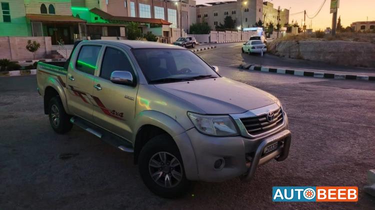 Toyota Hilux 2012