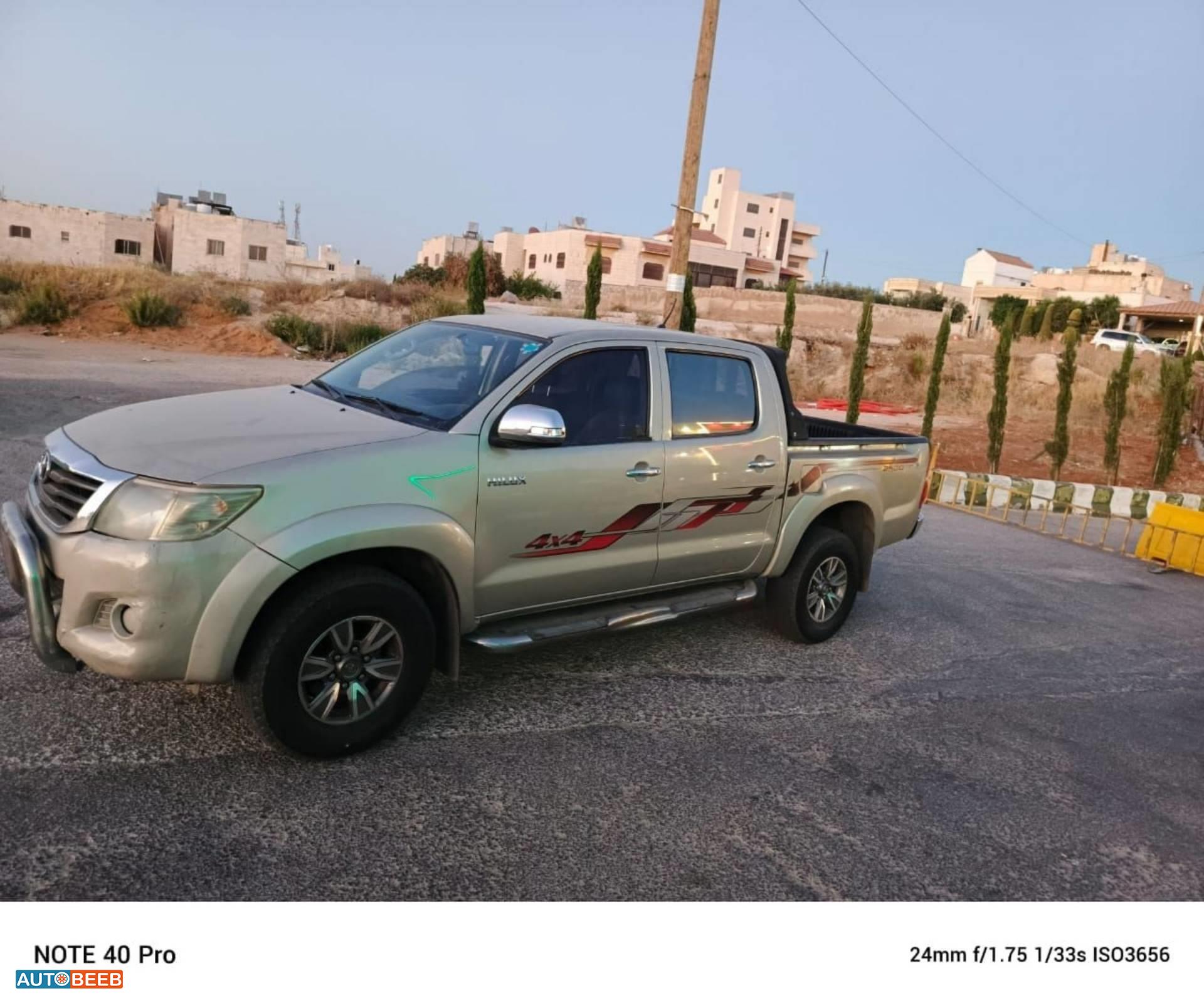 Toyota Hilux 2012