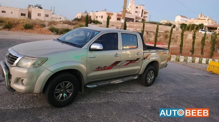 Toyota Hilux 2012